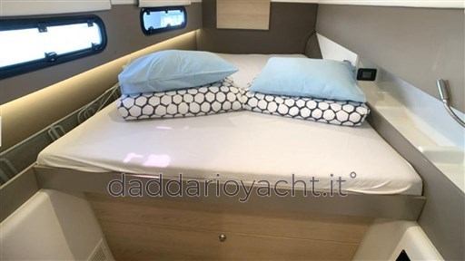 Aft-cabin port 2