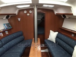 Beneteau Oceanis 343 (7)