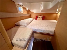 BENETEAU MONTECARLO 32 (5)