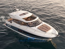 immagine da catalogo (not real hull color)