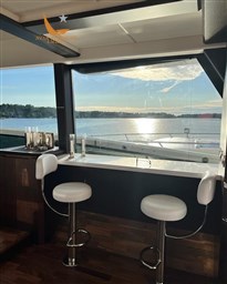 C3BFDE12-8915-4FDB-8C4C-BA2BEC6EFAC6