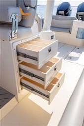 400lxf-237A9871-Edit-333x500