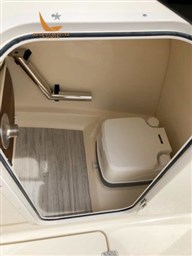 215dorado-details-02-375x500