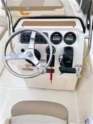 scout-boats-175-sport-dorado-detail-9-720x960 10