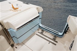 my21-285-cockpit-side-door