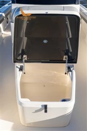 281XSig-275A3395-333x500