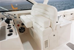 my21-375-electrical-helm-chair