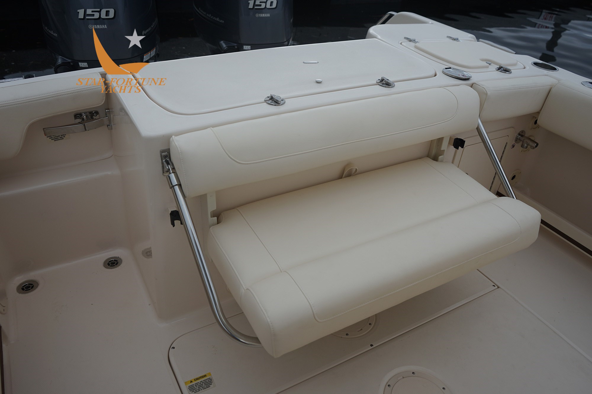my19_257_aft-bench-seat