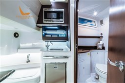 my24-canyon386_qtp1131-galley