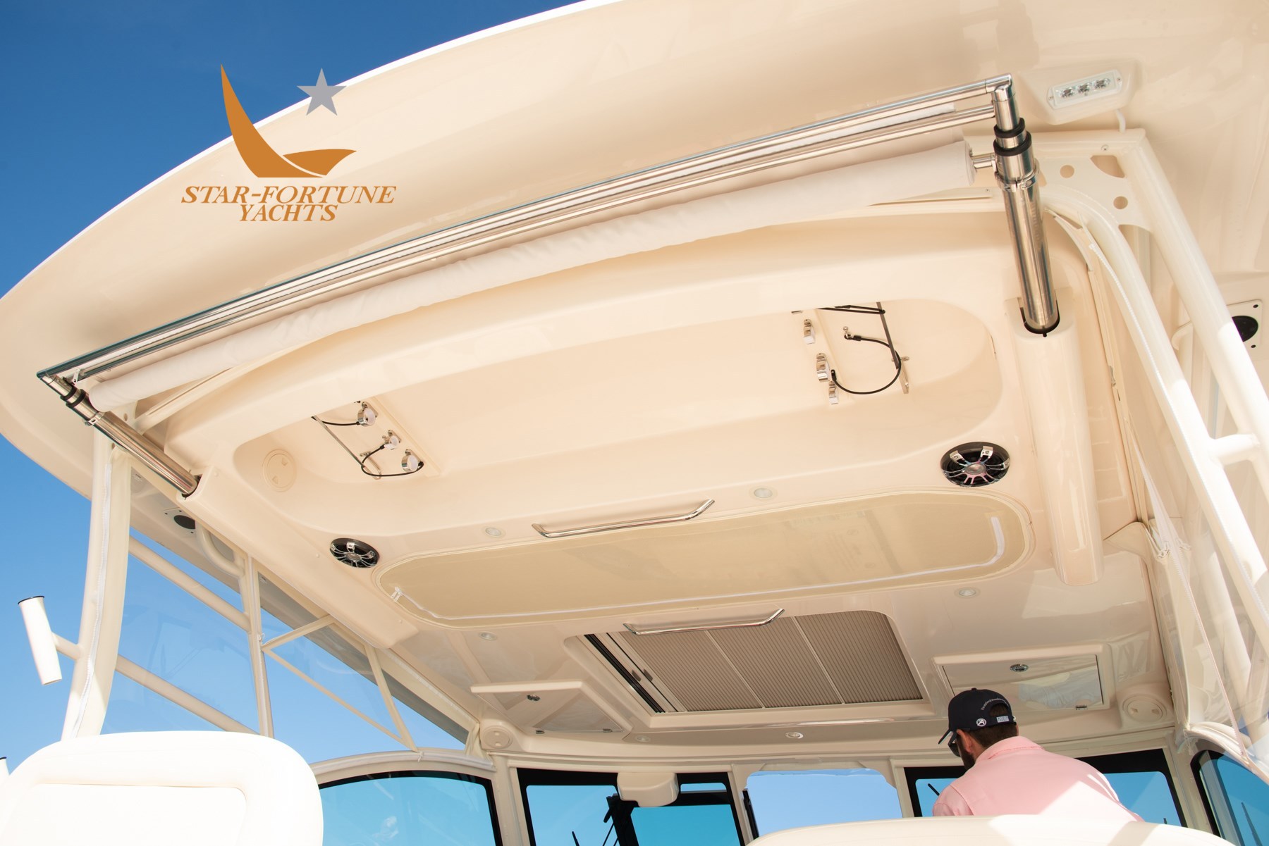 freedom-375-grady-white-37-foot-dual-console-hardtop