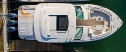 freedom-375-grady-white-37-foot-dual-console-sureshade