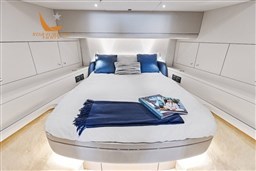 Scout-670-lxs-interior-IMG_2727-960x640