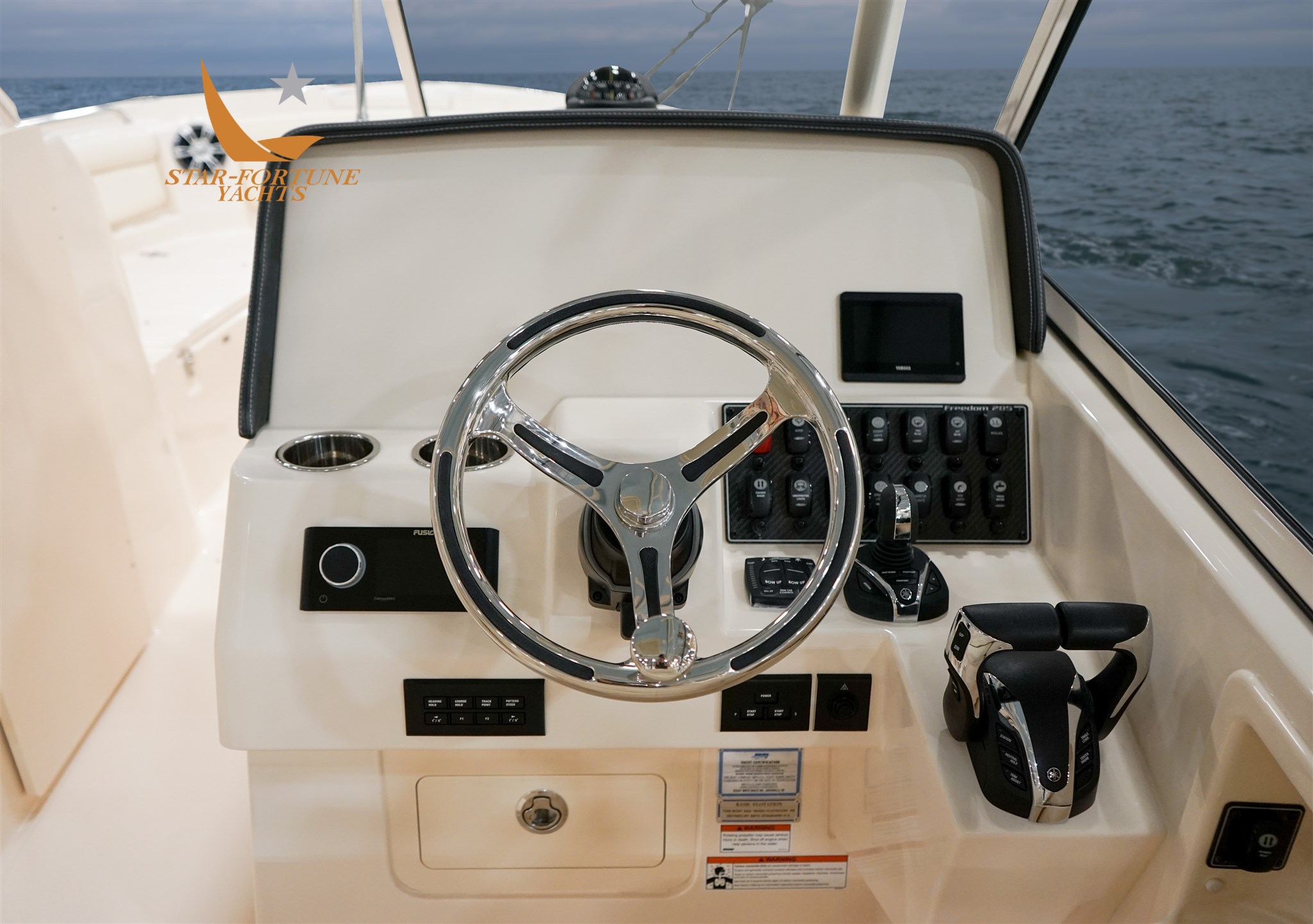 my23-285-helm