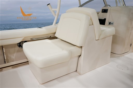 my23-235-deluxe-companion-seat-2