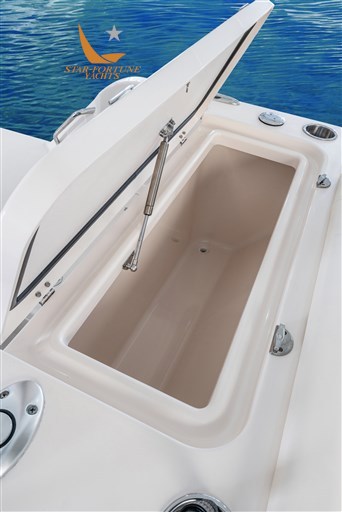 freedom-235-grady-white-23-foot-dual-console-aft-fish-box