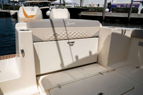 330lxf-details-063-500x334