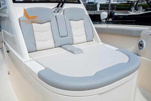 330lxf-details-029-500x334
