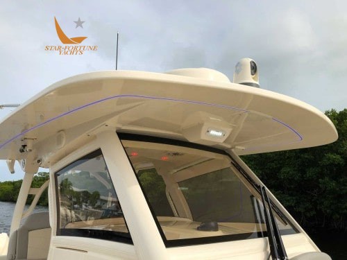 330lxf-details-014-500x375