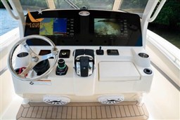 330lxf-details-045-500x334