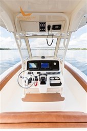 270lxf-details-23-333x500