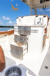 270lxf-details-43-333x500