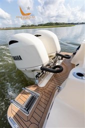 270lxf-details-67-333x500