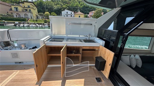 BGX73- Mobile Cucina Pozzetto.jpeg