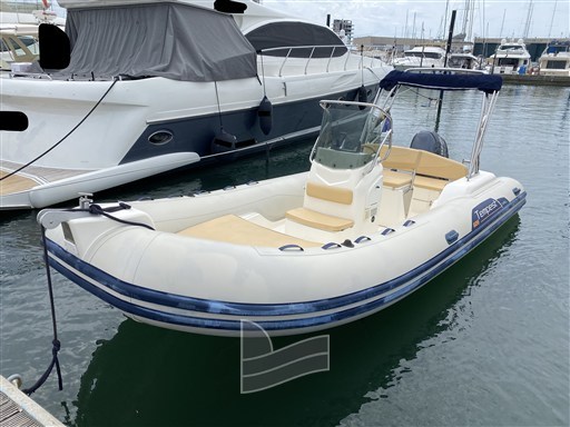 Esterno SX.jpg
