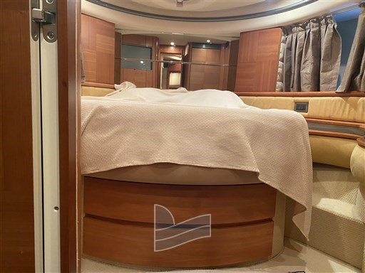 Cabina prua.jpg