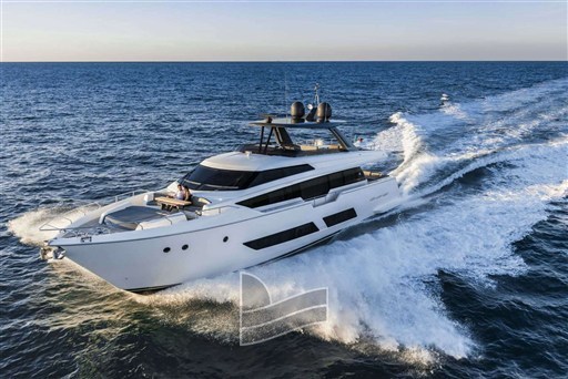 Ferretti Yachts F850 Ht