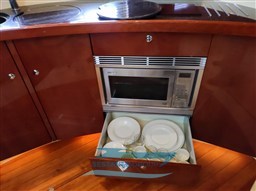 WhatsApp Image 2025-11-13 at 09.20.14 (2)