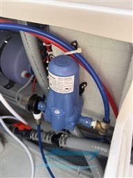 AA25D2A0-9A66-4911-B0CE-956A250D0D95_1_105_c