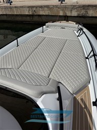 EE186B0B-7DC7-43C8-B078-2928BDD618BD_1_105_c