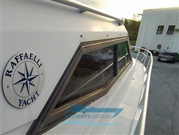 Sestante Yachts - Raffaelli Thypoon  (19)