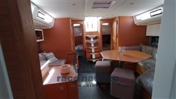 DUFOUR 44 FOTO 05.jpeg