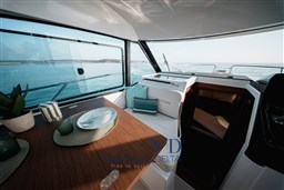 241105_MxHpics_Beneteau_A_0851.jpg-1900px.JPG