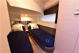 Muse 44 2019 (High Res) (30)_baja.jpg