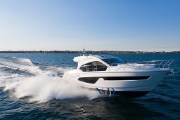 Sessa C42_Exterior_4.jpg