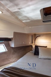 Sessa C42_Interior_31.jpg