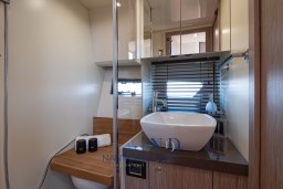 Sessa C42_Interior_36.jpg