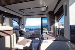 Sessa C42_Interior_19.jpg