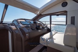 Sessa C42_Interior_23.jpg