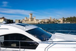 Sessa C42_Exterior_15.jpg