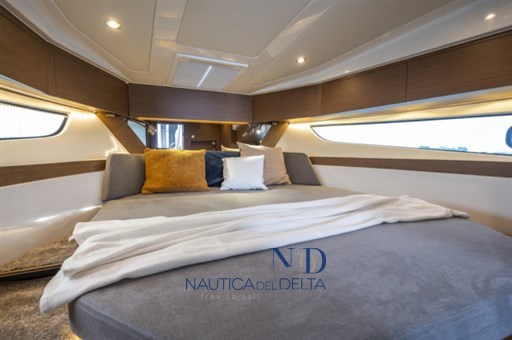 Beneteau-Antares-11-Fly-1234-650x432.jpeg