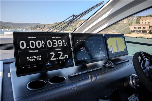 GRAN TURISMO 50 - ALPINE - IMAGE - INTERIOR (2).jpg