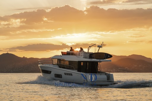 SWIFT TRAWLER 43 FLY - IMAGE - EXTERIOR (1).jpg
