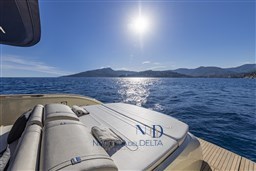 InvictusYacht_TT460_27.jpg