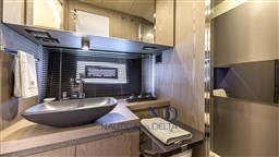 TT460-INTERIOR-4.jpg