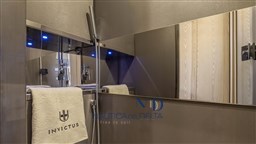 TT460-INTERIOR-3.jpg