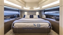 TT460-INTERIOR-5.jpg